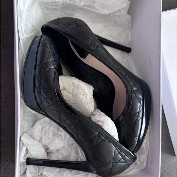 Dior Black Quilted Heels - Picture 2 of 6